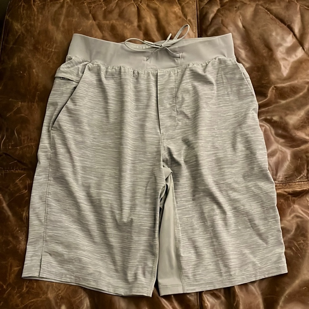 Lululemon grey shorts